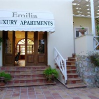 Отель Emilia Luxury Apartments Megas Gialos в городе Мегас Ялос, Греция