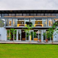 Отель Villa 14 Bolgoda в городе Боралесгамува, Шри-Ланка