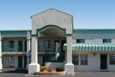 Отель Executive Inn & Suites Bowling Green в городе Боулинг Грин, США