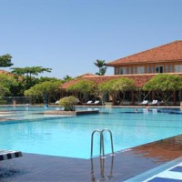 Отель Club Palm Bay Hotel в городе Маравила, Шри-Ланка