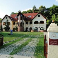 Отель Aranypatko Lovaspanzio в городе Мечекнадашд, Венгрия