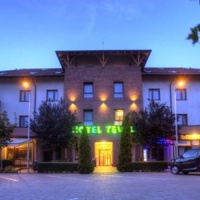 Отель Hotel Tevel в городе Сопорна, Словакия