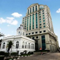 Отель Grand Aston City Hall Hotel & Serviced Residences в городе Медан, Индонезия