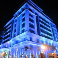 Отель The Byke Suraj Plaza в городе Тхане, Индия