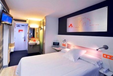 Отель Hotel Bed4u Pamplona в городе Галар, Испания
