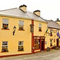 Отель Logues Lodge Ballyvaughan в городе Балливаган, Ирландия