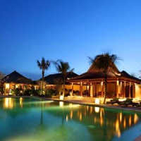 Отель Sudamala Suites & Villas в городе Санур, Индонезия
