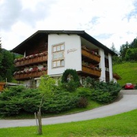 Отель Gieringer Pension в городе Кёссен, Австрия