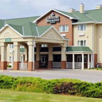Отель Country Inn & Suites North Lincoln (Nebraska) в городе Уаху, США
