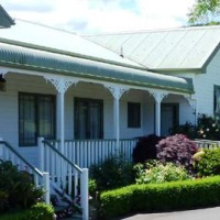 Отель Cotswold Lodge Country Stay в городе Тагавай, Новая Зеландия