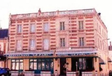 Отель Hotel Restaurant Le Parc в городе Мулен, Франция