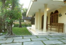 Отель Griya Patehan Guest House в городе Джокьякарта, Индонезия
