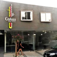 Отель Canas Suites Urbanas в городе Мина-Клаверо, Аргентина