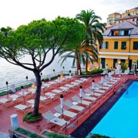 Отель Hotel Cenobio Dei Dogi в городе Камольи, Италия
