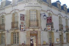 Отель Le Cheval Blanc в городе Жаржо, Франция