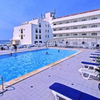 Отель Hotel Cristal Vieira Beach & Spa в городе Маринья-Гранде, Португалия