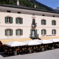 Отель Caffe Semadeni Garni в городе Поскьяво, Швейцария