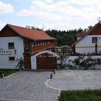 Отель Penzion Kaminek в городе Нове-Гради, Чехия