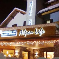 Отель Alpen Life Hotel Someda в городе Моэна, Италия