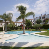 Отель Apartamentos Ibersol Villajardin в городе Камбрильс, Испания