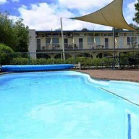 Отель McMillan Gardens Furnished Accommodation Griffith Canberra в городе Канберра, Австралия