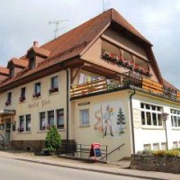 Отель Zur Post Uhlingen в городе Илинген-Биркендорф, Германия