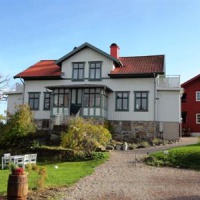 Отель Prastgardens Pensionat в городе Моллёсунд, Швеция