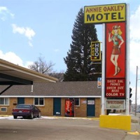 Отель Annie Oakley Motel в городе Окли, США