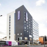 Отель Premier Inn Woking Town Centre в городе Уоркинг, Великобритания