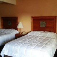 Отель Grays Harbor Inn & Suites в городе Хокиам, США