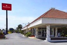 Отель Ramada Inn Bayside New Port Richey в городе Элферс, США