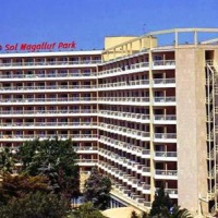 Отель Sol Katmandu Park & Resort в городе Магалуф, Испания