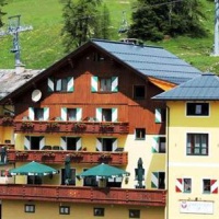 Отель Familienhotel & Alpengasthof Hierzegger в городе Тауплиц, Австрия