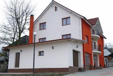 Отель Pensiunea Crinul Alb в городе Desesti, Румыния