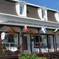 Отель Gite Aux Traditions в городе Saint-Jean-des-Piles, Канада