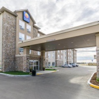 Отель Comfort Inn & Suites Edmonton International Airport в городе Ниску, Канада