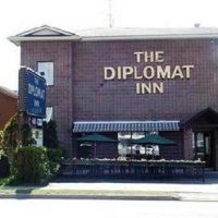 Отель The Diplomat Inn в городе Ниагара-Фолс, Канада