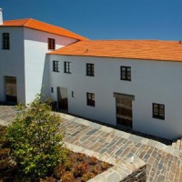Отель Casa da Quinta de Vale D'Arados в городе Мезан-Фриу, Португалия
