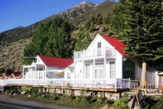 Отель Tioga Lodge at Mono Lake в городе Маммот Лейкс, США