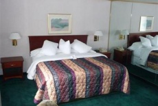 Отель Americas Best Inn Pear Tree Motel Phoenix (Oregon) в городе Финикс, США