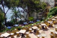 Отель Roc Illetas Playa Bougambilia Apartments в городе Иллетас, Испания