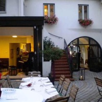 Отель Gasthof Zum Goldenen Anker в городе Хайнбург-на-Дунае, Австрия