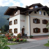 Отель Gastehaus Brugger Neukirchen am Grossvenediger в городе Нойкирхен-ам-Гросфенедигер, Австрия