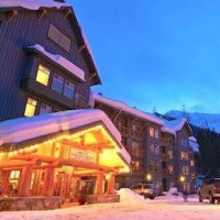 Отель Snow Creek Lodge by FLC в городе Ферни, Канада