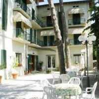 Отель Hotel La Primula Forte Dei Marmi в городе Форте-дей-Марми, Италия