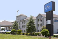 Отель Baymont Inn & Suites North Aurora в городе Норт Орора, США