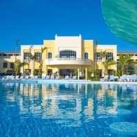 Отель Iberostar Rose Hall Beach Hotel в городе Монтего-Бэй, Ямайка