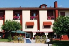 Отель Hotel Niga Azzano Mella в городе Аццано-Мелла, Италия