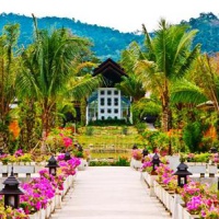 Отель Beyond Resort Khaolak Hotel в городе Пхангнга, Таиланд
