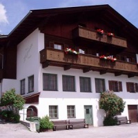 Отель Waldfrieden Pension Obertilliach в городе Обертиллиах, Австрия